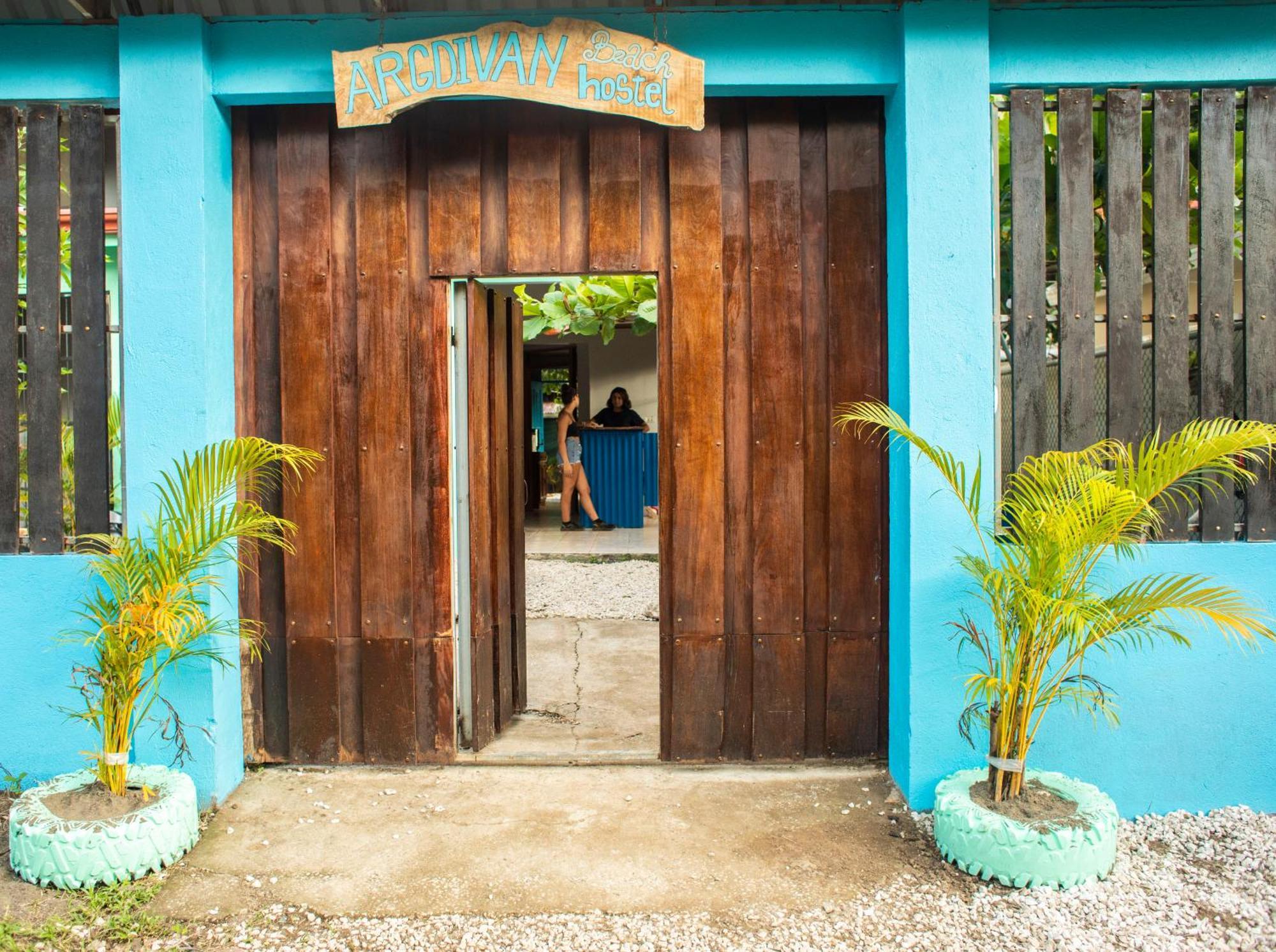 Argdivan Beach Hostel ซามารา ภายนอก รูปภาพ