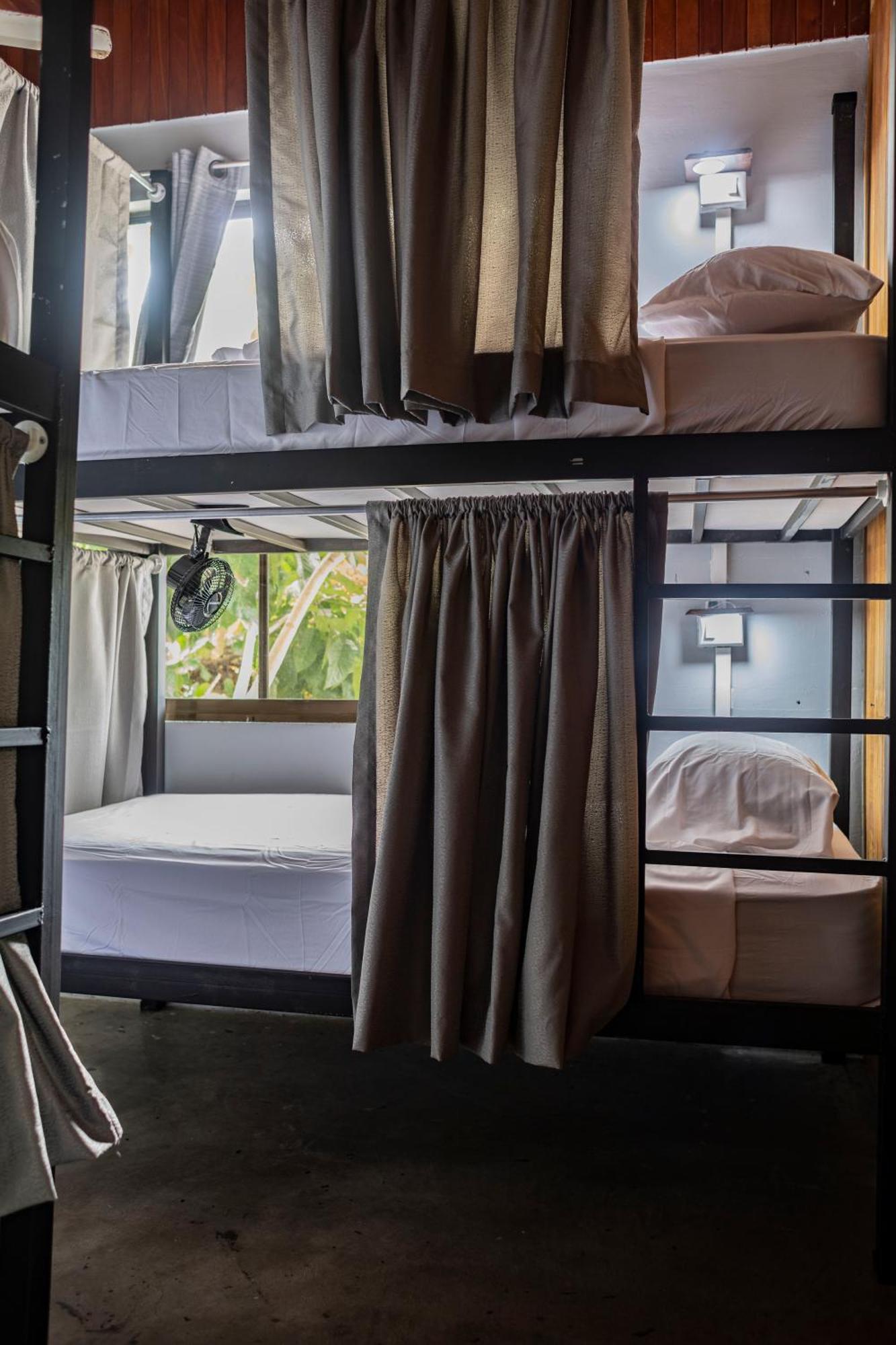 Argdivan Beach Hostel ซามารา ภายนอก รูปภาพ